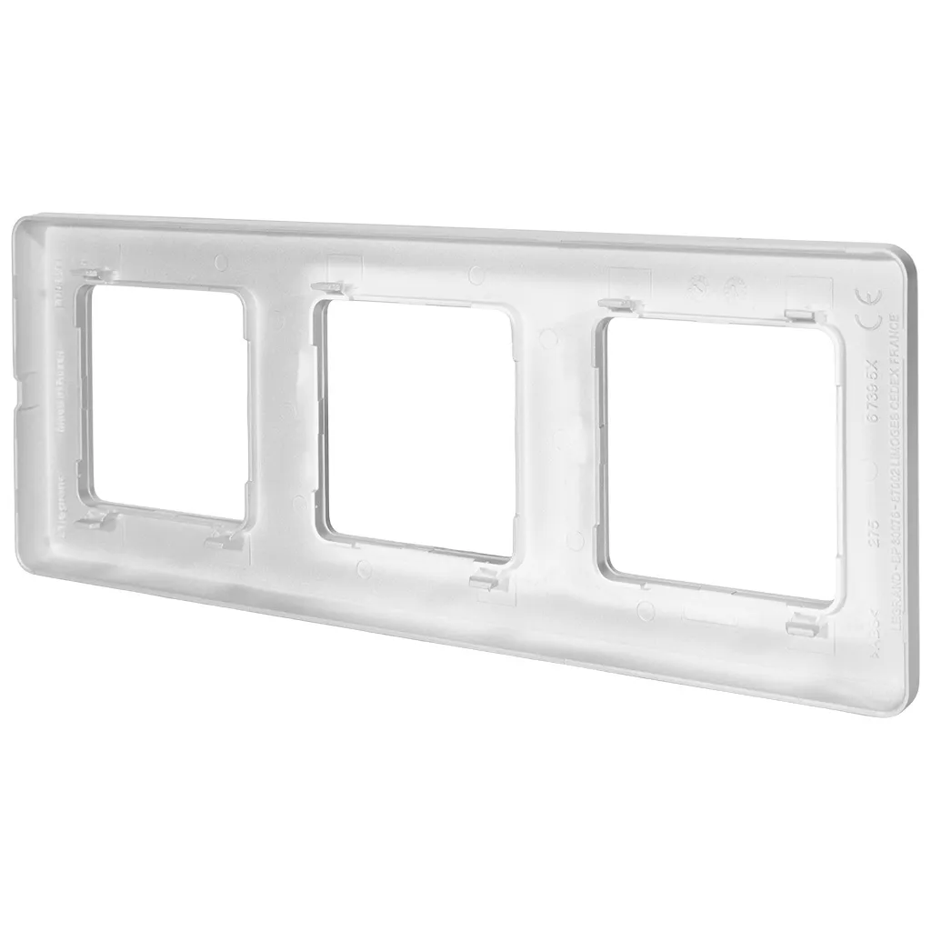 Рамка Legrand Inspiria, 3-местная, алюминий