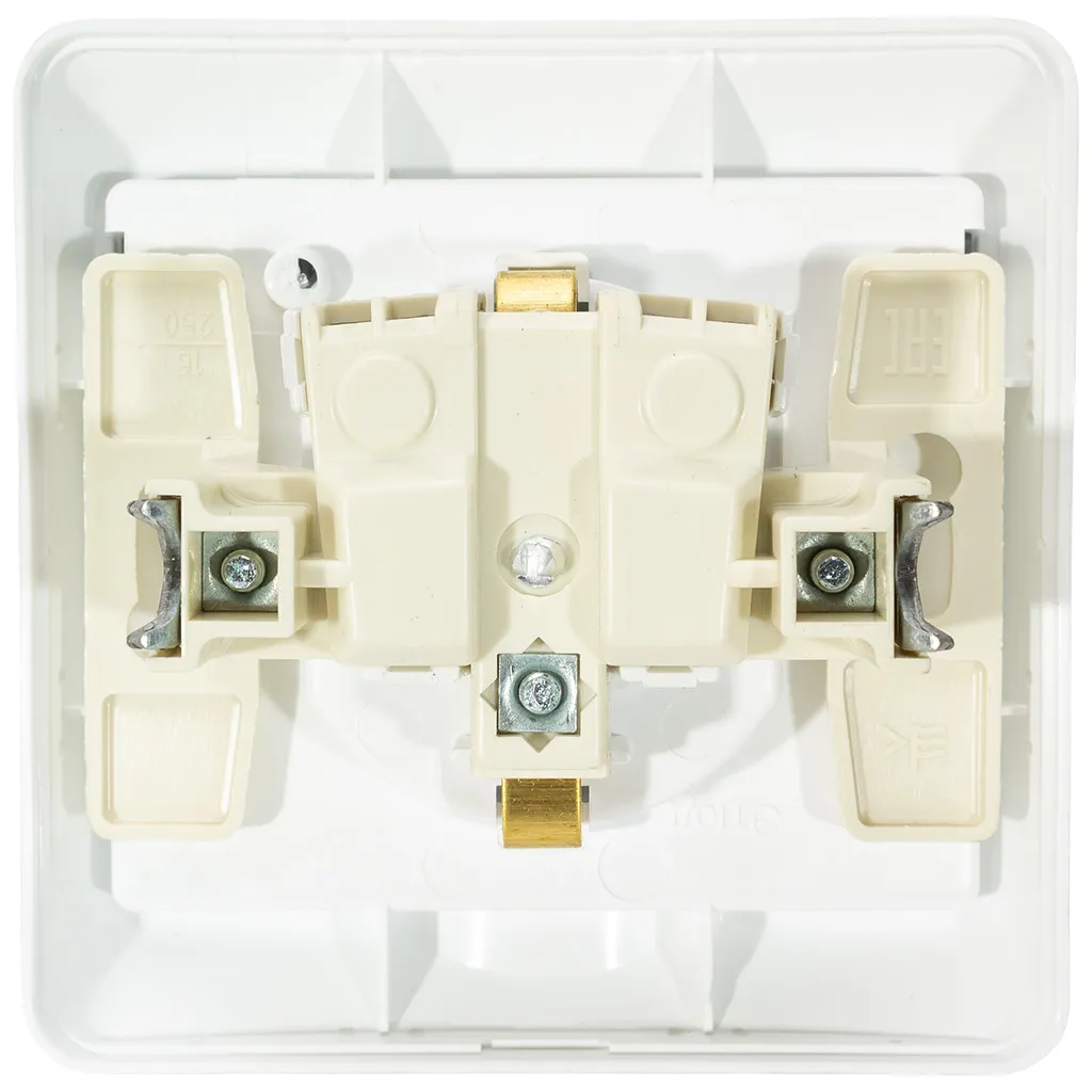 Розетка скрытой проводки Systeme Electric Этюд, 1-местная, 16А, с заземлением, белая.